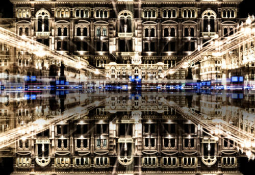 12 piazza unità riflessa